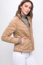Chaqueta mujer corta ultra liviana