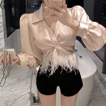 Blusa de seda sintética satinada de manga larga