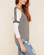 Blusa en v contrastado