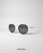 Gafas de sol marco blanco lente negro